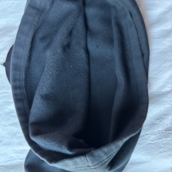 Gymshark legacy Cropped Sweater - Picture 7 of 8